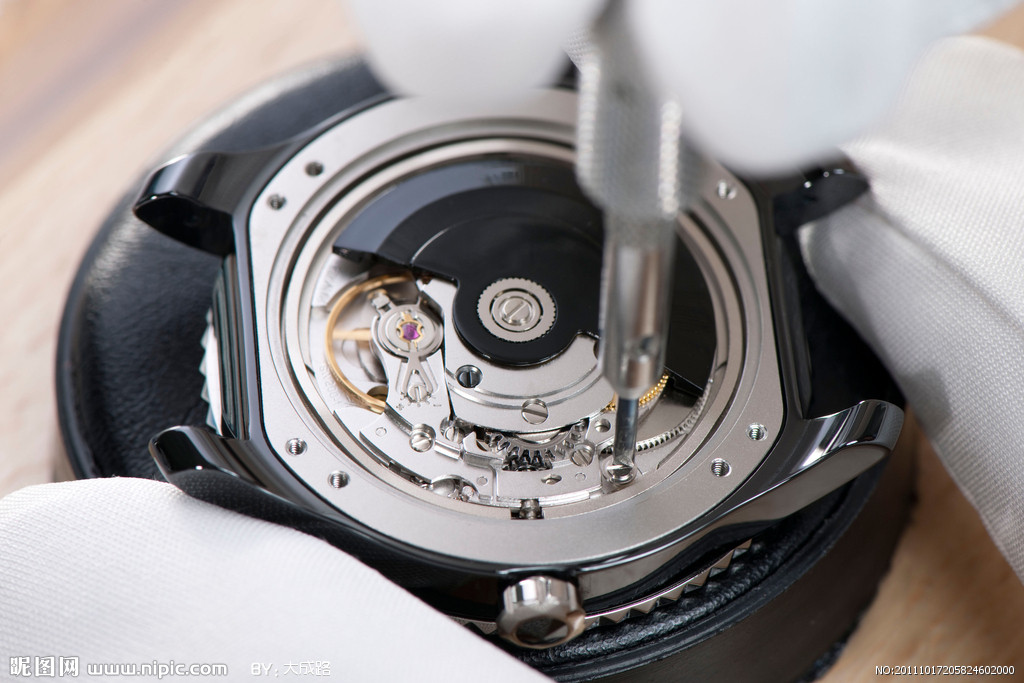 江诗丹顿手表维修点查询（江诗丹顿走时有杂音）