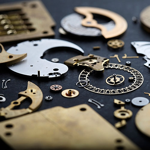 江诗丹顿售后电话（江诗丹顿表壳锈了）